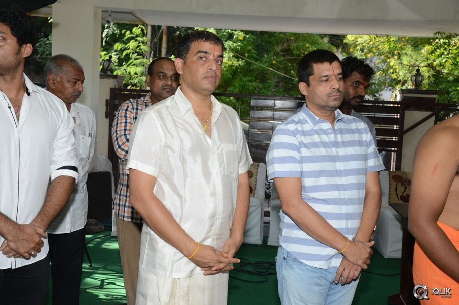 Supreme-Movie-Opening